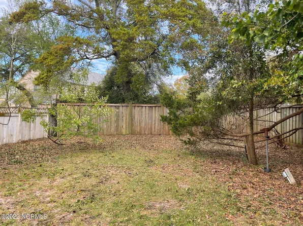 605 W Brown Street, Southport, NC 28461