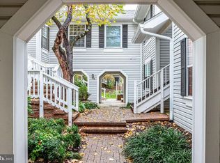 2911 S Woodley St #7, Arlington, VA 22206