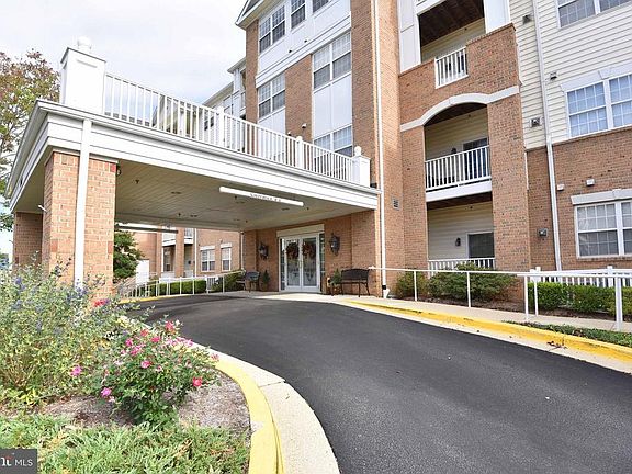 2nd image of 2607 Chapel Lake Dr APT 312