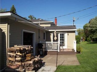 19 Sunny Slope Dr, Hilton, NY 14468