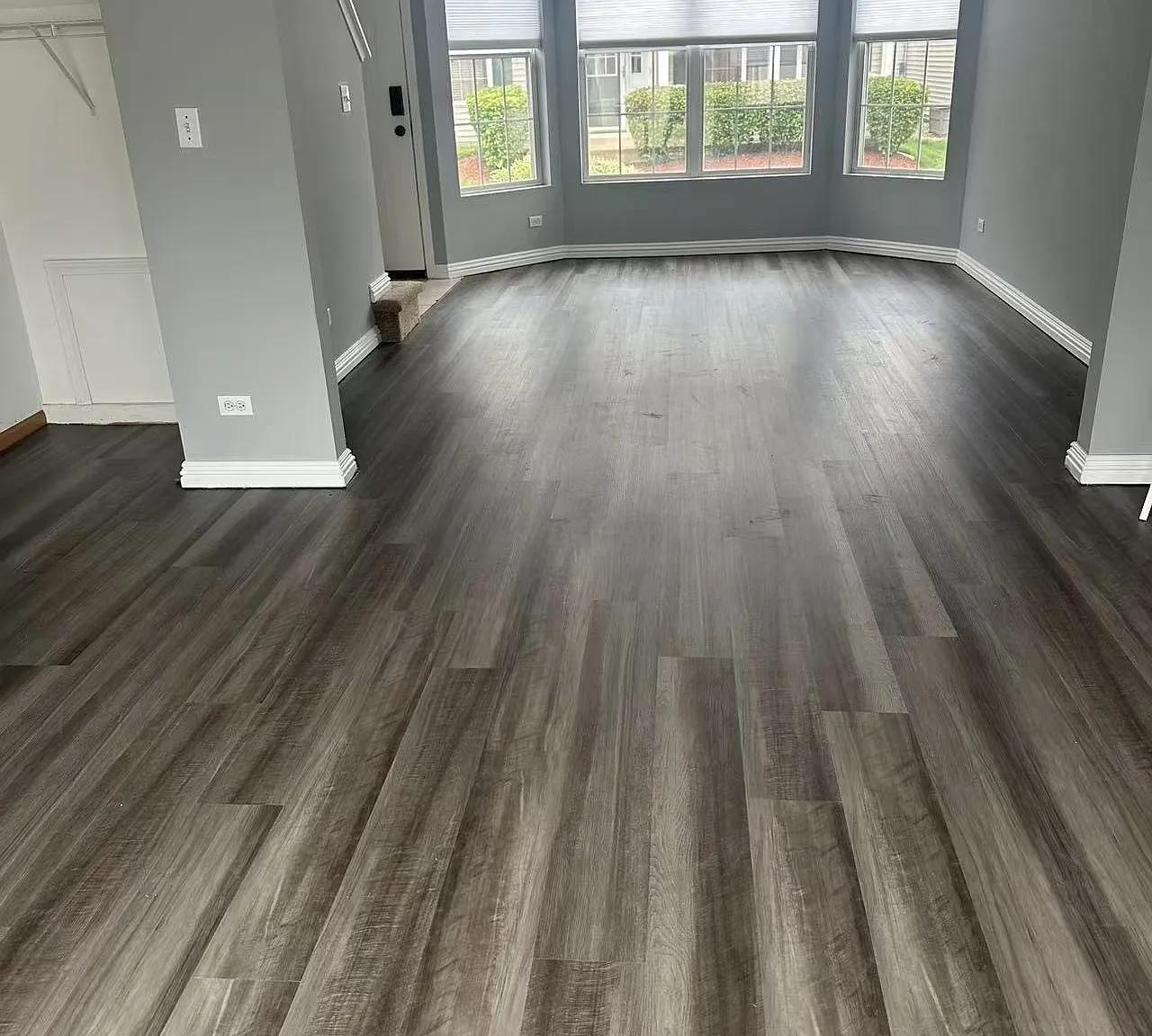3 bed, 1.5 bath, 1501 sqft, $2,450 — Photo 3