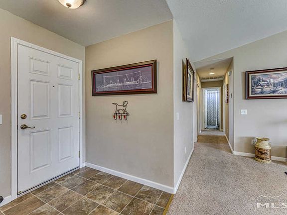 4th image of 3170 Snowberry St