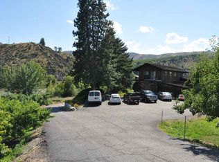 4798 Old Monitor Rd, Cashmere, WA 98815