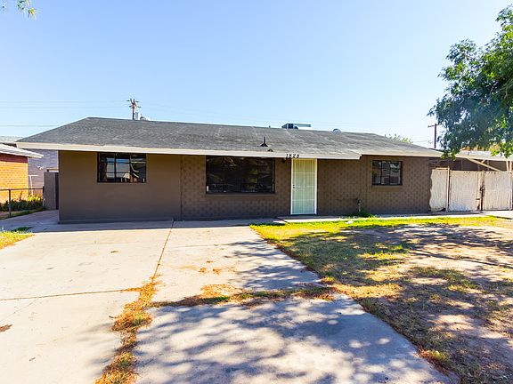3rd image of 1828 E Burgess Ln