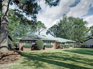 2904 Ridgeland Dr, Jackson, MS 39212