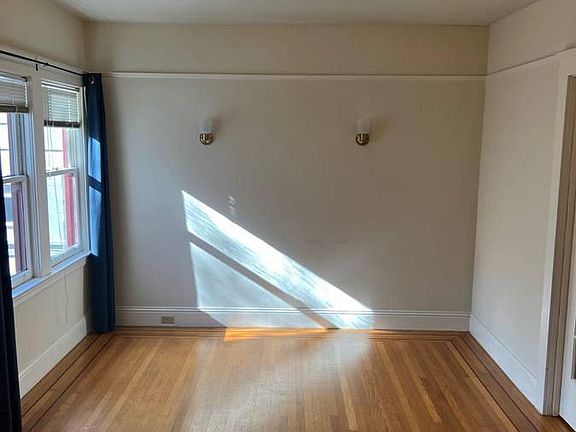 4th image of 24 Heyman Ave