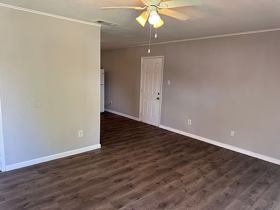 5th image of 153 Rosalie Dr