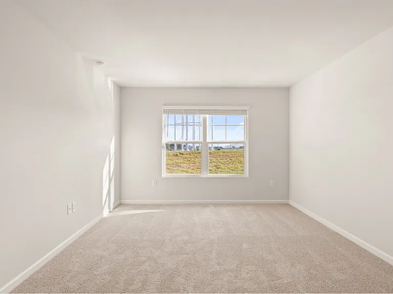 4332 Newland St — Photo 9