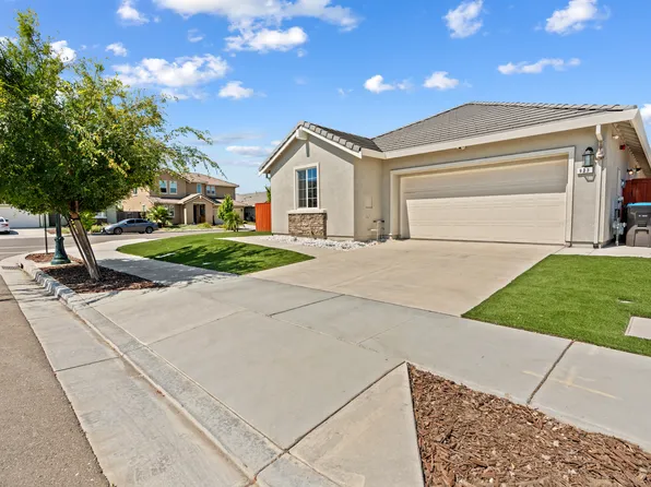 933 Tern Dr, Lathrop, CA 95330