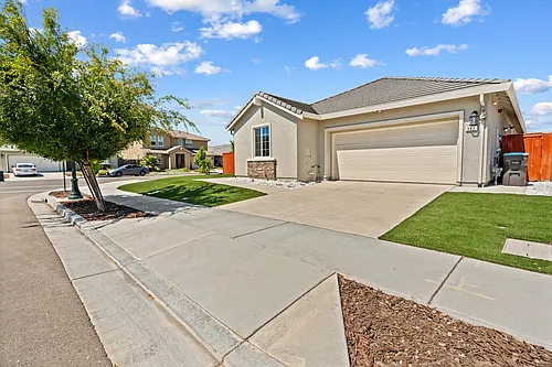 933 Tern Dr Photo 1