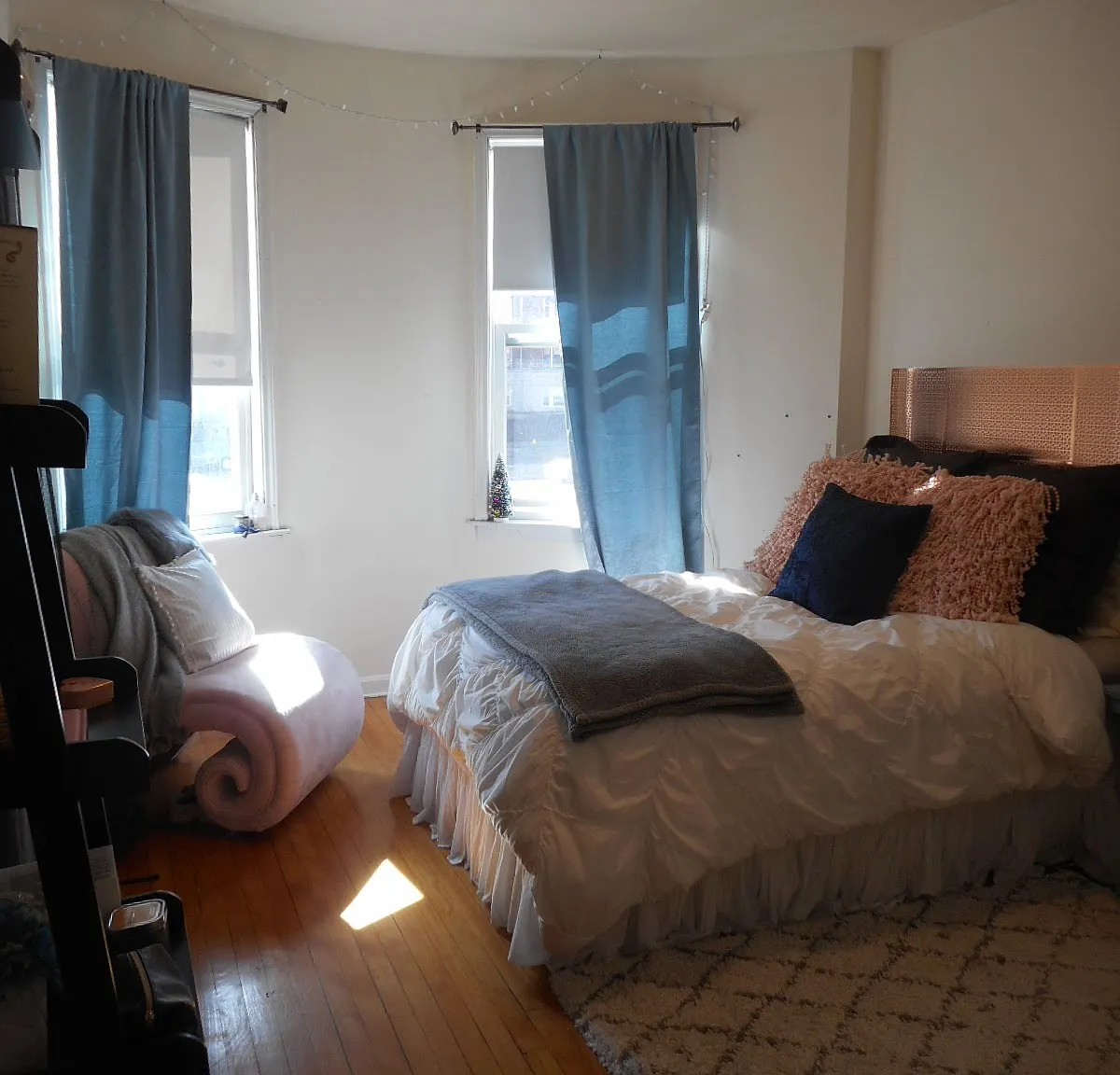 3 bed, $975 — Photo 3
