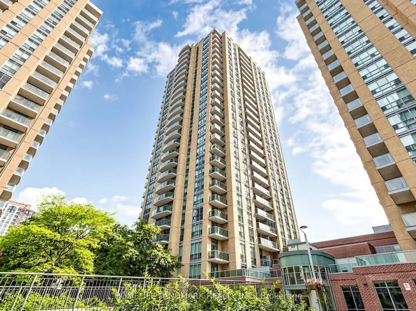 22 Olive Ave #312, Toronto, ON M2N 7G6