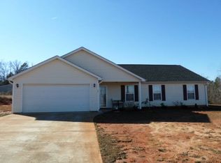 105 Grassland Ln, Fountain Inn, SC 29644