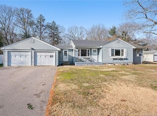 5 Harvard Rd, Gales Ferry, CT 06335