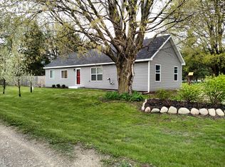 8035 Black River Rd, Jeddo, MI 48032