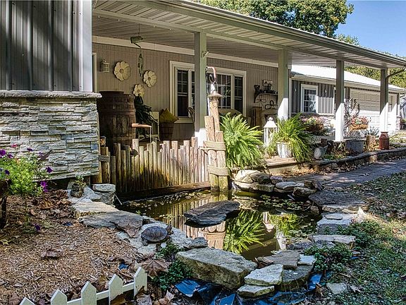 3rd image of 780 County Road 1150 N