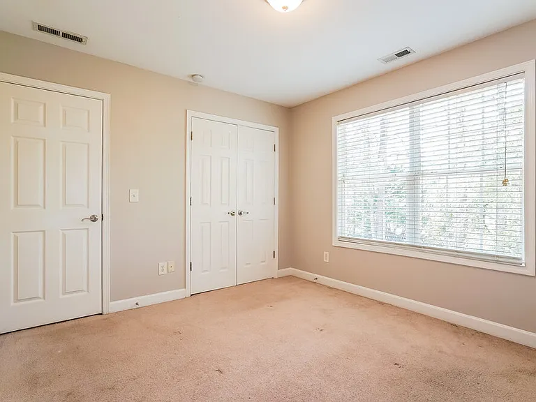 1320 Trailing Rose Ct — Photo 13