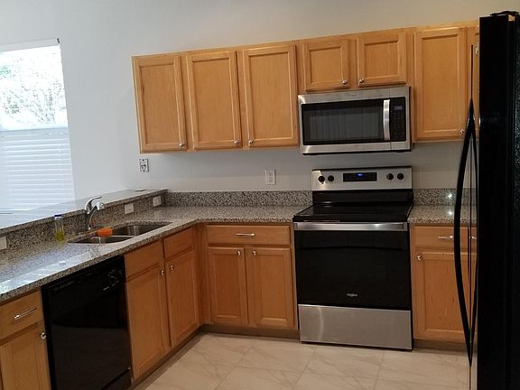 4th image of 5045 Santa Clara Dr