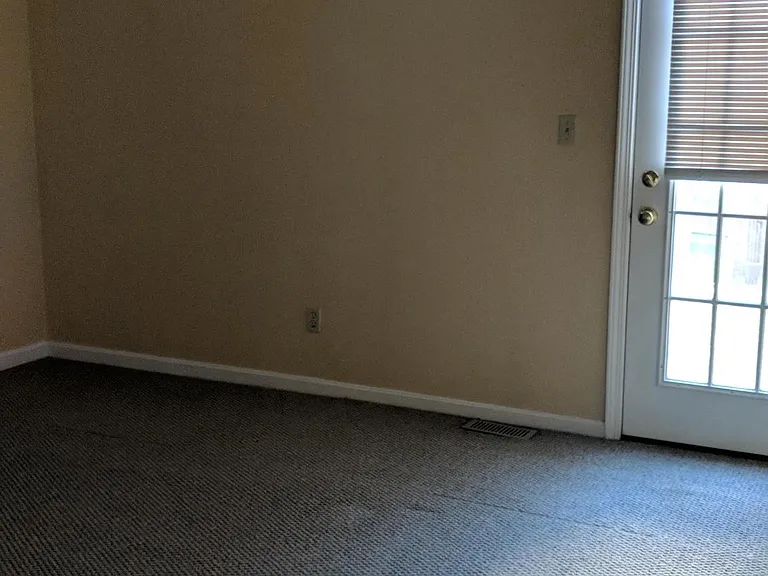 1506 Helmridge Ct — Photo 16