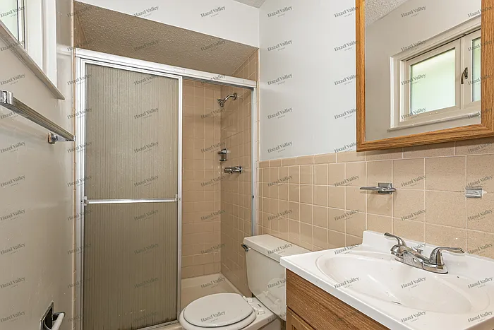 2767 Tiara Dr — Photo 10