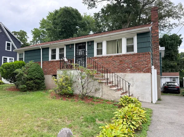 242 Itasca St, Mattapan, MA 02126