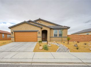 5574 S Chippewa St, Pahrump, NV 89061