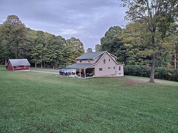 3rd image of 164 Martina Ln