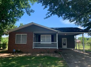 223 Meadowridge Dr, Warner Robins, GA 31093