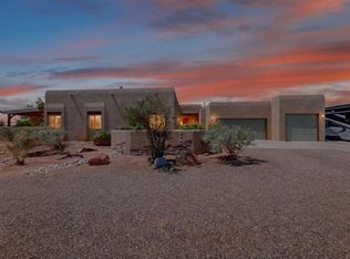 601 Acebo NE, Rio Rancho, NM 87124