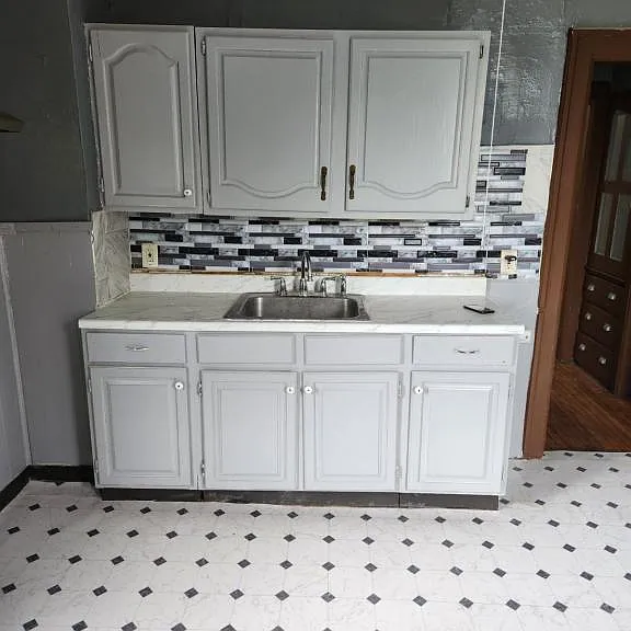262 Breckenridge St — Photo 8