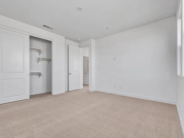 2058 Hollyleaf Ter — Photo 29
