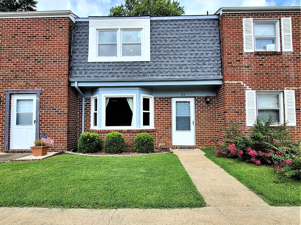 1st image of 413 Longleaf Rd #1