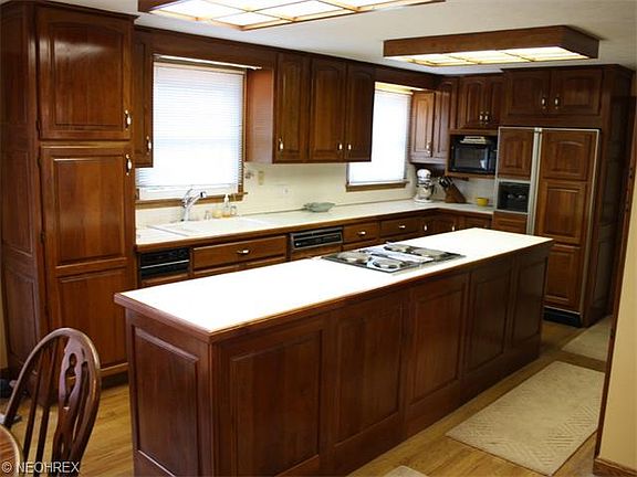 2nd image of 649 Berkshire Dr