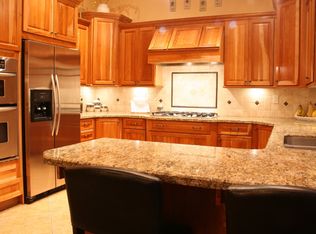 25 Pin Oak Dr, Littleton, CO 80127