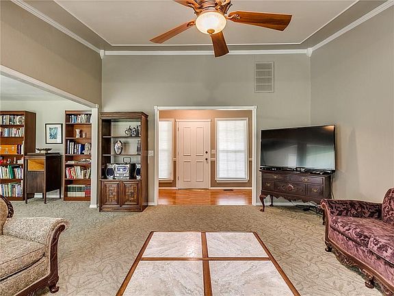5th image of 100 Sequoia Park Dr