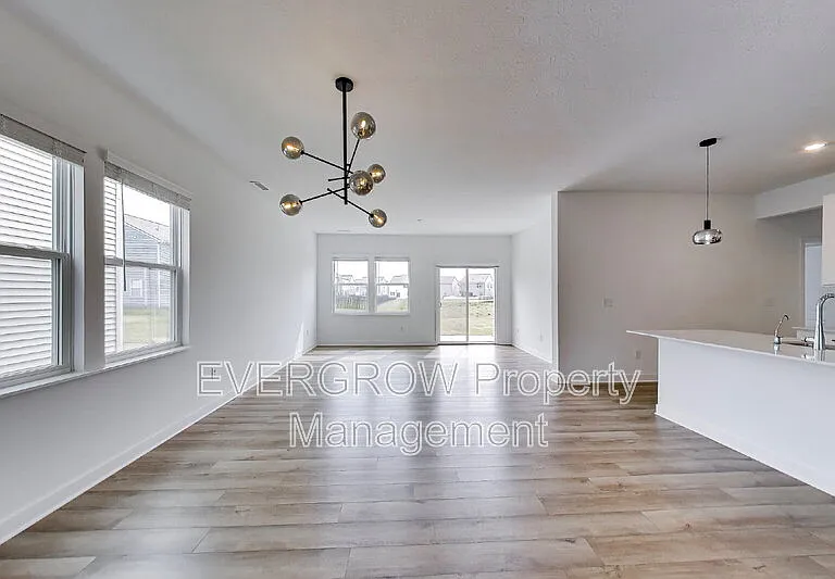 4543 Nokes Pl — Photo 9