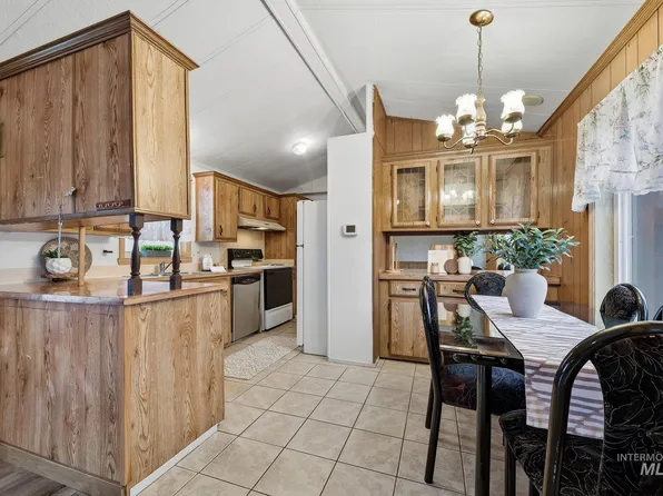 5200 Midway Rd Trailer 20, Caldwell, ID 83607