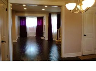 6240 Erdrick St, Philadelphia, PA 19135