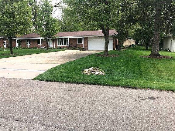 2nd image of 4755 Cherimoya Ave