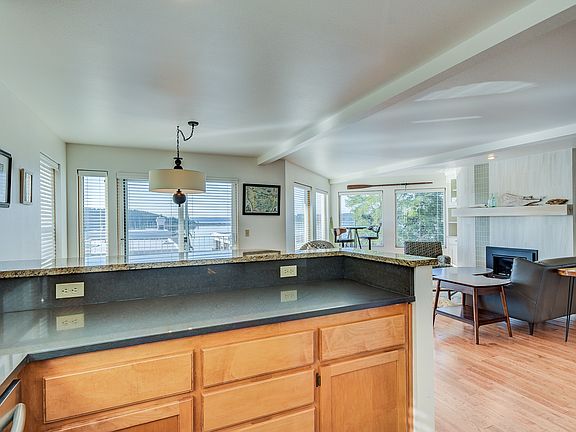 5th image of 1771 SE 10th Ave #101