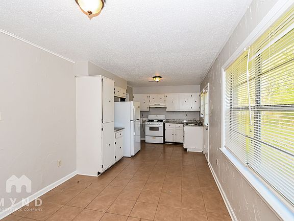 3rd image of 5158 Karen Dr