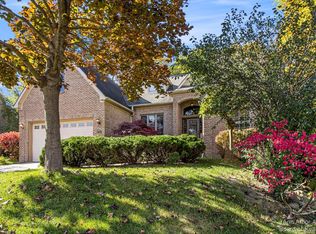 228 Hunters Trl, Ann Arbor, MI