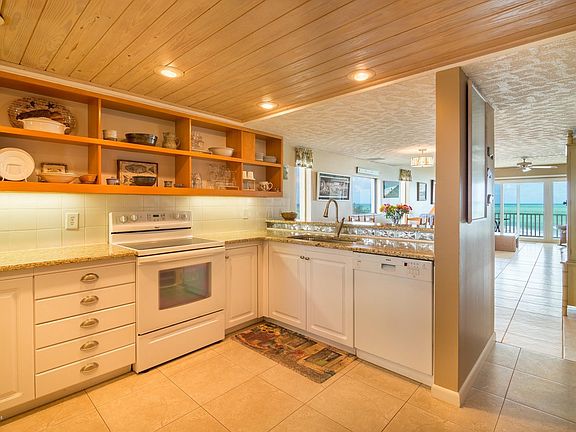 5th image of 4495 S Highway A1a APT 201