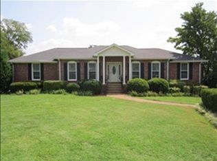 1104 Arrowhead Dr, Brentwood, TN 37027