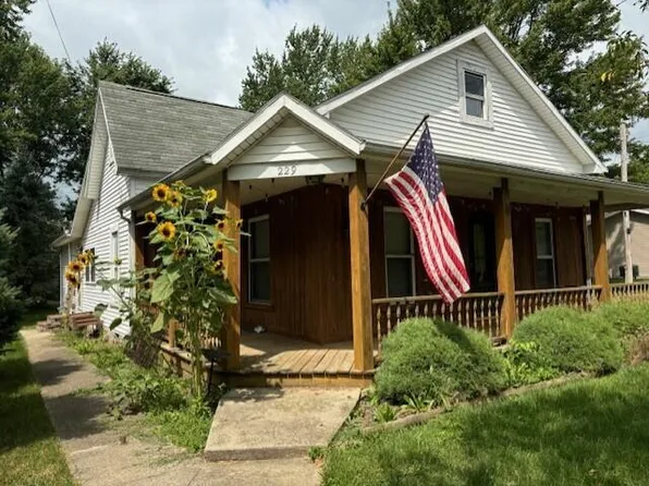 229 N Main St, West Mansfield, OH 43358