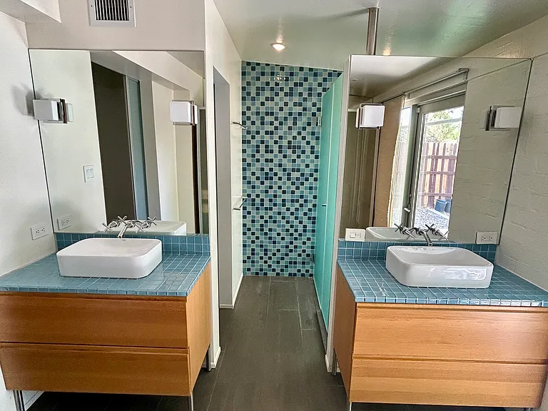 1420 E Rancho Dr — Photo 18
