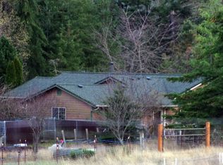 312 Mountain Home Rd, Port Angeles, WA 98362