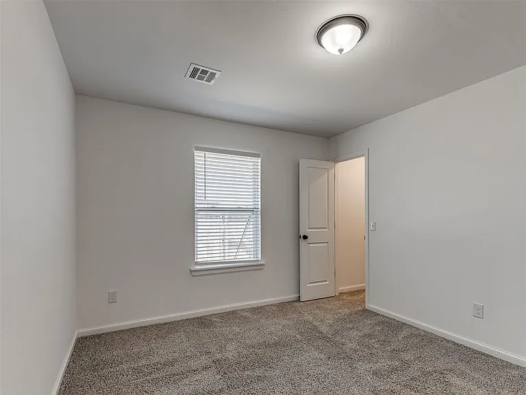 18025 Sunny Stone Ct — Photo 25