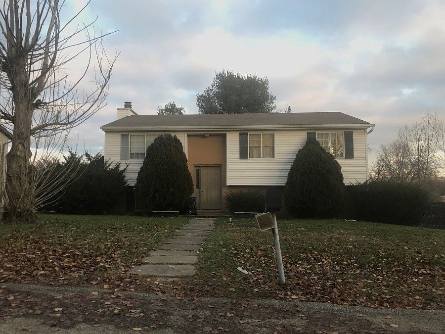 1st image of 203 Cooperage Ct