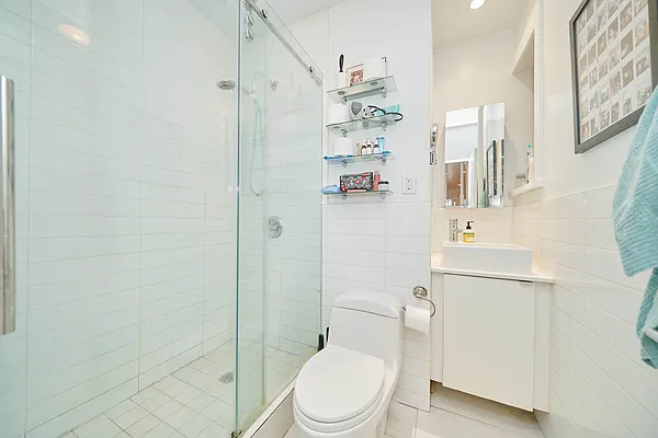 Rented by Living New York | media 8